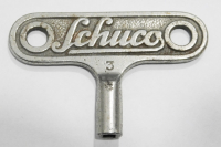 Alter Schlüssel Schuco 3 für Blechspielzeug Auto Motorrad Bus ? ca. 5x43,4cm #b