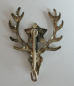Preview: Alte Nadel Abzeichen Hirsch Hubertushirsch Hutanstecker 3,2x2,5cm