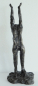 Preview: Abstrakte Bronze Skulptur zum Himmel gestreckter Mensch signiert KK 37,5cm 2,7kg
