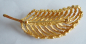 Preview: Vintage Brosche Blatt goldfarben BSK 6,6x2,5cm