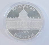 Medaille DDR versilbert Ø3,5cm Neues Palais Potsdam 1986