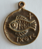 Kleiner Bronze Anhänger Fisch Ø3,5cm