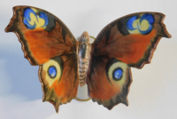 Porzellanfigur bunter Schmetterling Pfauenauge Rudolf Kämmer handgemalt 8,5x6 (3