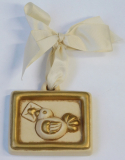 Original Bozener Anhänger Thun Bozen Taube mit Liebesbrief creme-weiß 6,2x4,8cm