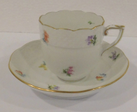 Mokkatasse Espressotasse mit Untertasse Herend 709 MF Mille Fleurs Streublümchen #c