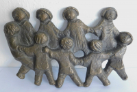Bronze Relief Kinderreigen 9 tanzende Kinder von J. Fischedick 20,5x13cm