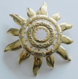 Original Pierre Lang Anhänger Brosche Sonne goldfarben helle Steinchen Ø8,2cm