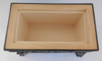 Eisenguss Schatulle Kästchen Tatzen Greife Pinienzapfen Tabakdose gusseisen 15x8