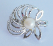 Perlenkettenkürzer Kettenverkürzer Blüte Silber 835 Zuchtperle 2x1,8cm