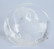 Kleiner Glasblock Kauz Eule Skulptur Mats Jonasson Schweden signiert 5x5x1,2-2cm