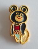 Abzeichen Nadel Brosche Mischa Mischka Maskottchen Olympia 1980 3x1,6cm
