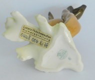 Kleine Porzellanfigur Eichhörnchen auf Blatt Hutschenreuther Achtziger 7,8cm