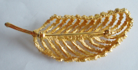 Vintage Brosche Blatt goldfarben BSK 6,6x2,5cm