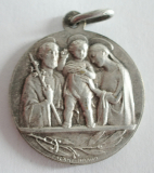 Kleine alte Medaille Anhänger Papst Pius XII / Hlg. Familie versilbert Ø2,6cm