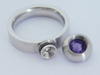 Design Schmuck Manuela Carl MC Edelstahl Ring mit Schraubelement Amethyst Gr. 58