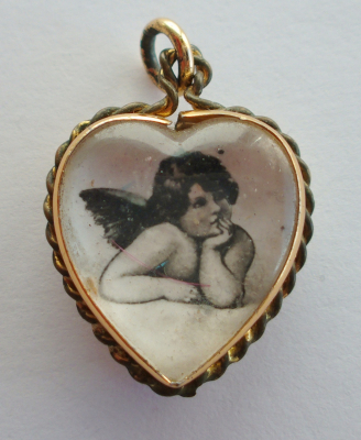 Alter Anhänger Herz Andenken Gr. Feldberg / Schutzengel Raphael 2x1,7cm