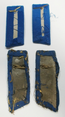 Alte Kragenspiegel und Schulterstücke Post blau Posthorn Land ?