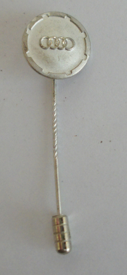 Alte seltene Nadel Pin Audi Form Oldtimer Tankdeckel