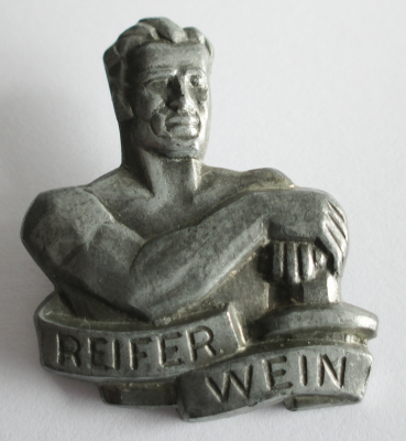 Altes Abzeichen WHW Winterhilfswerk Reifer Wein Weingau Koblenz Trier 1939/40