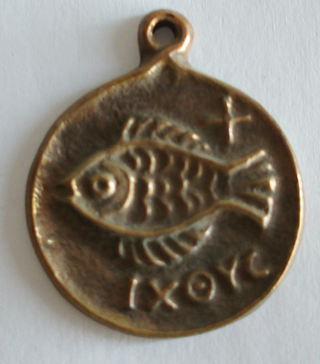 Kleiner Bronze Anhänger Fisch Ø3,5cm