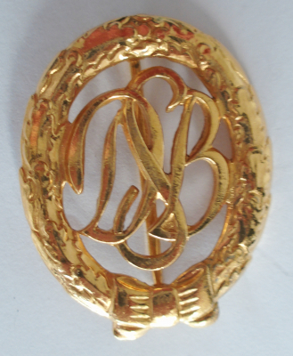 Großes Abzeichen DSB gold-farben Deutscher Sport Bund Steinhauer Lück 4,8x3,9cm