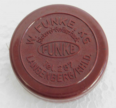 Altes Rollbandmaß Massband Funke Bäckerei-Geräte-Fabrik Langenberg Werbung