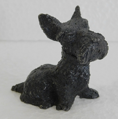 Kleine Skulptur Hund Terrier Eisenguß Kunstguss Michelbacher Hütte ? 5cm