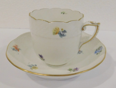 Mokkatasse Espressotasse mit Untertasse Herend 709 MF Mille Fleurs Streublümchen #b