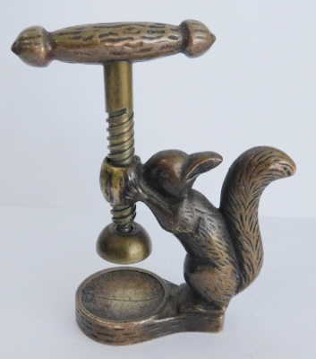 Nussknacker Eichhörnchen Messing Kupfer