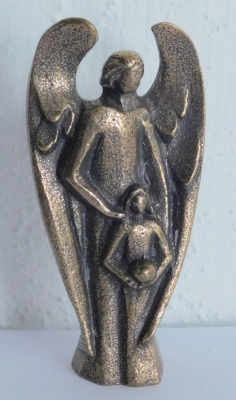 Kleine Bronze Skulptur Engel der Geborgenheit Maria Laach 7cm