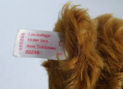 Original Steiff Teddy Nr. 99204 für Bose limitiert Knopf Fähnchen 28cm (N)