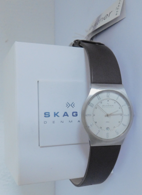 Armbanduhr Skagen Denmark Steel Lederarmband braun Datum 233XXLSL CD Quartz