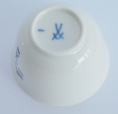 Meissen Koppchen Teeschälchen Jahreskoppchen 1982 I. Wahl