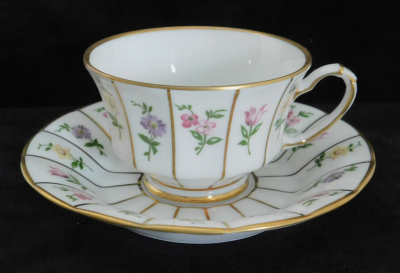 Mokkatasse Fürstenberg Grecque Mille Fleurs Golddekor bunte Blumen