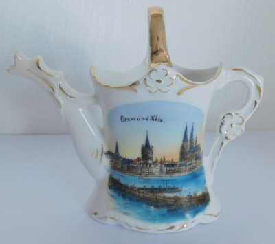 Alte Andenken Vase Gießkanne Gruss aus Köln