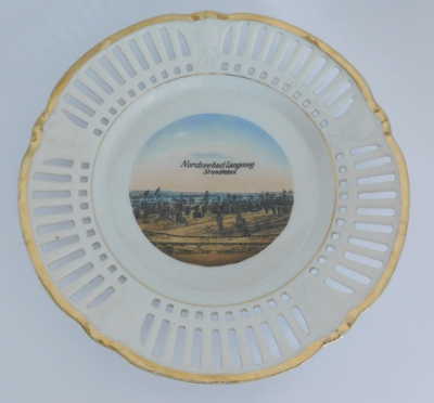 Alter Andenken Teller Nordseebad Langeoog Strandleben Porzellan Schumann Ø15,3cm
