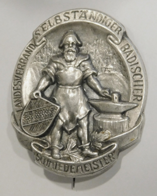 Altes Abzeichen Brosche Landesverband selbständiger badischer Schmiedemeister