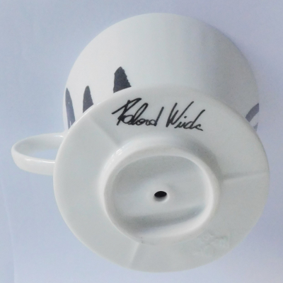 Melitta Kaffeefilter 102 1 Loch schwarze Schrift Design Roland Wück