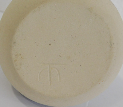 Kleine Studiokeramik Vase beige-braun signiert KE TM ?