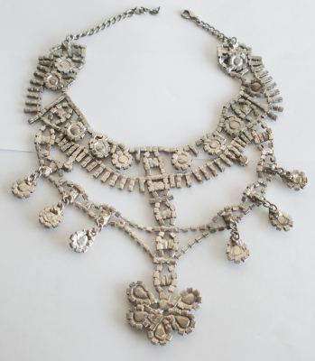 Prächtiges altes Vintage Collier Kette helle Steinchen Strass ?