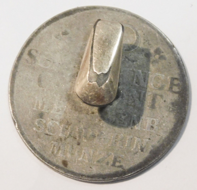 Uralte original Münze 12 Schillinge Schwerin 1774 Silber für Manschette Knopfloch o.ä.
