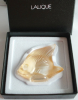 Kleine Glasskulptur Fisch Lalique France signiert citrin-goldfarben