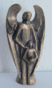 Kleine Bronze Skulptur Engel der Geborgenheit Maria Laach 7cm