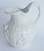 Weinkrug / Vase Fürstenberg Relief Putto Weinlese Weintrauben 13,5 / 15,5 cm