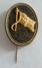 Altes Abzeichen Nadel Marine Fahne mit Tau 3,5x2,5cm