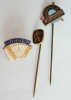 3 alte Nadeln Pins Abzeichen Hohner Mundharmonika Akkordeon Instrumente Werbung