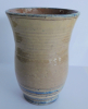 Studiokeramik Vase beige-blau gemarkt Krone Handarbeit Entwurf ? 14,3cm